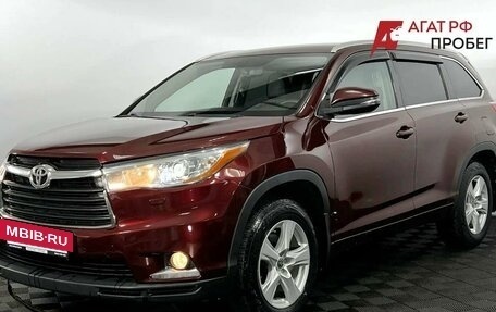 Toyota Highlander III, 2014 год, 2 850 000 рублей, 2 фотография