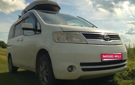 Nissan Serena III, 2005 год, 870 000 рублей, 5 фотография