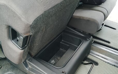 Nissan Serena III, 2005 год, 870 000 рублей, 15 фотография