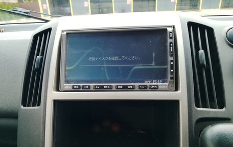 Nissan Serena III, 2005 год, 870 000 рублей, 21 фотография
