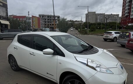 Nissan Leaf I, 2016 год, 735 000 рублей, 3 фотография