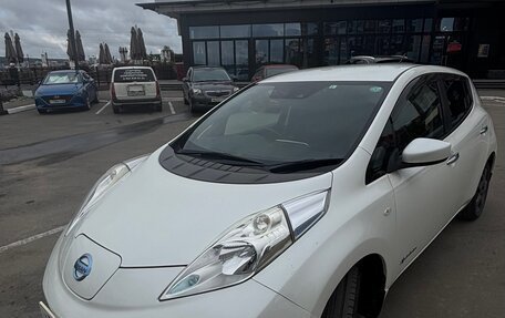 Nissan Leaf I, 2016 год, 735 000 рублей, 8 фотография