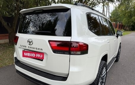 Toyota Land Cruiser, 2022 год, 7 900 000 рублей, 17 фотография