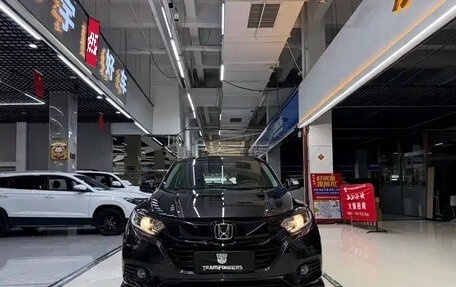Honda Vezel, 2022 год, 1 190 666 рублей, 2 фотография