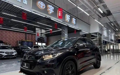 Honda Vezel, 2022 год, 1 190 666 рублей, 3 фотография