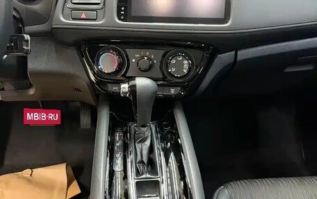 Honda Vezel, 2022 год, 1 190 666 рублей, 12 фотография