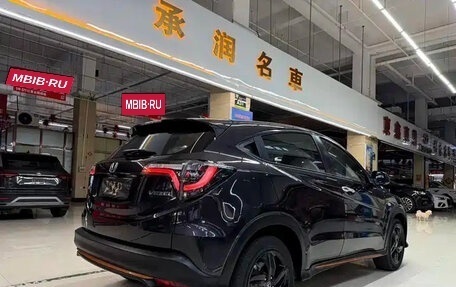 Honda Vezel, 2022 год, 1 190 666 рублей, 8 фотография