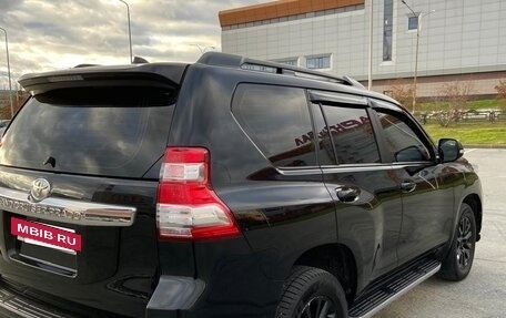 Toyota Land Cruiser Prado 150 рестайлинг 2, 2015 год, 3 475 000 рублей, 3 фотография