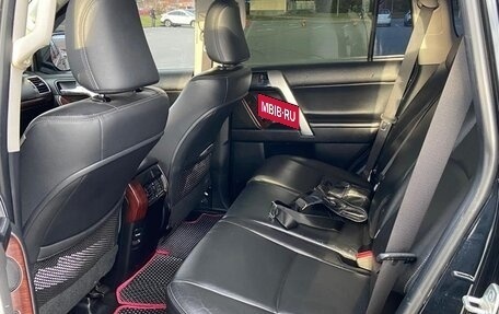 Toyota Land Cruiser Prado 150 рестайлинг 2, 2015 год, 3 475 000 рублей, 7 фотография