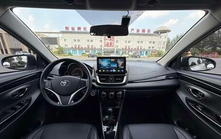 Toyota Yaris XP150 рестайлинг, 2022 год, 1 170 000 рублей, 8 фотография