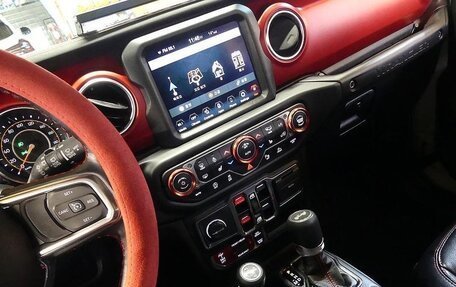 Jeep Wrangler, 2023 год, 5 740 000 рублей, 10 фотография