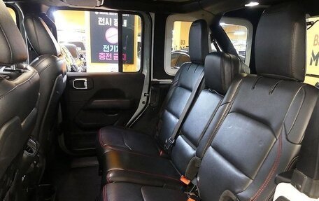 Jeep Wrangler, 2023 год, 5 740 000 рублей, 11 фотография
