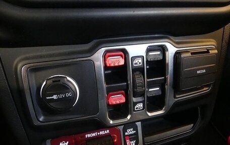 Jeep Wrangler, 2023 год, 5 740 000 рублей, 16 фотография