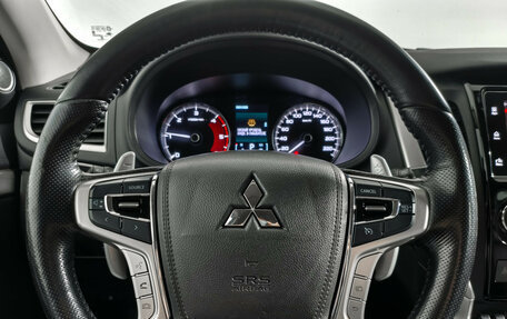 Mitsubishi Pajero Sport III рестайлинг, 2019 год, 3 190 000 рублей, 18 фотография