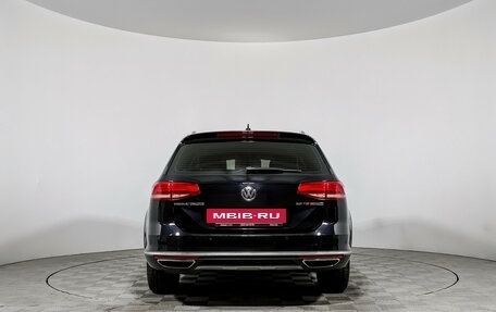 Volkswagen Passat B8 рестайлинг, 2017 год, 2 290 000 рублей, 6 фотография