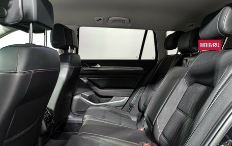 Volkswagen Passat B8 рестайлинг, 2017 год, 2 290 000 рублей, 12 фотография