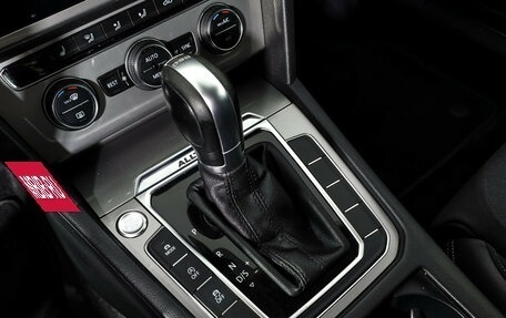 Volkswagen Passat B8 рестайлинг, 2017 год, 2 290 000 рублей, 11 фотография