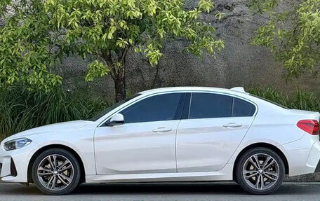 BMW 1 серия, 2022 год, 1 580 000 рублей, 3 фотография