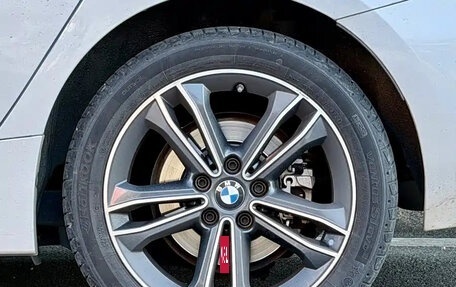 BMW 1 серия, 2022 год, 1 580 000 рублей, 9 фотография