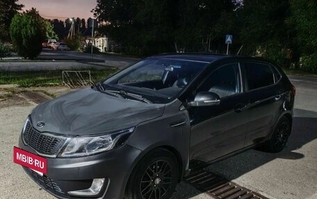 KIA Rio III рестайлинг, 2014 год, 625 000 рублей, 2 фотография