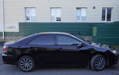 Toyota Camry, 2015 год, 1 900 000 рублей, 8 фотография