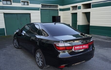 Toyota Camry, 2015 год, 1 900 000 рублей, 5 фотография