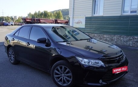 Toyota Camry, 2015 год, 1 900 000 рублей, 9 фотография
