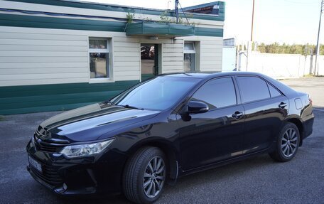 Toyota Camry, 2015 год, 1 900 000 рублей, 11 фотография