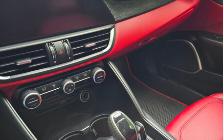 Alfa Romeo Giulia II, 2020 год, 2 900 000 рублей, 6 фотография