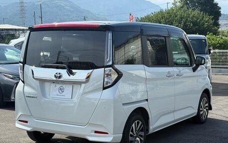 Toyota Roomy I, 2022 год, 900 000 рублей, 2 фотография