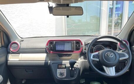 Toyota Passo III, 2021 год, 700 000 рублей, 11 фотография