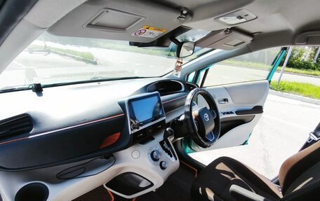 Toyota Sienta II, 2020 год, 1 800 000 рублей, 14 фотография