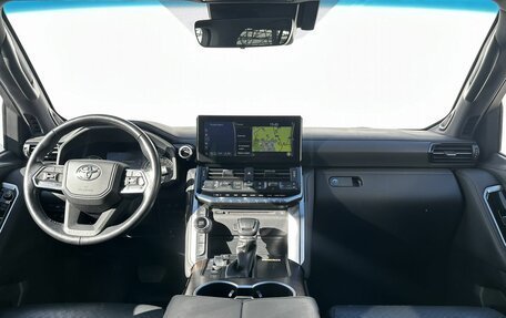 Toyota Land Cruiser, 2022 год, 10 300 000 рублей, 15 фотография