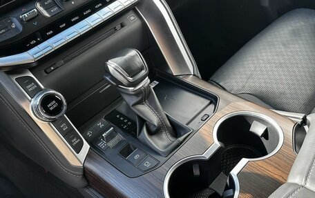 Toyota Land Cruiser, 2022 год, 10 300 000 рублей, 18 фотография