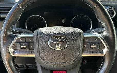 Toyota Land Cruiser, 2022 год, 10 300 000 рублей, 16 фотография