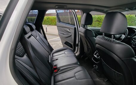 Hyundai Santa Fe IV, 2018 год, 2 950 000 рублей, 14 фотография