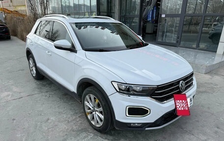 Volkswagen T-Roc I, 2023 год, 1 289 007 рублей, 3 фотография