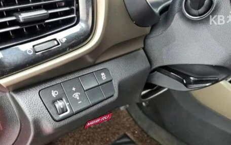 KIA Stonic, 2021 год, 1 030 005 рублей, 15 фотография