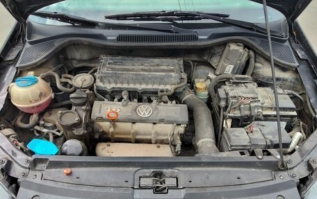 Volkswagen Polo VI (EU Market), 2011 год, 400 000 рублей, 10 фотография