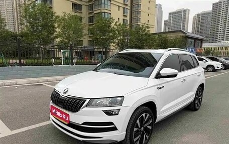 Skoda Karoq I, 2022 год, 1 900 334 рублей, 1 фотография