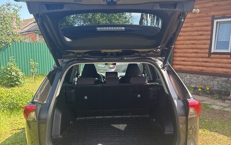 Toyota RAV4, 2020 год, 3 350 000 рублей, 4 фотография