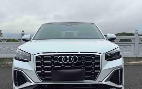Audi Q2 I, 2022 год, 1 800 000 рублей, 2 фотография