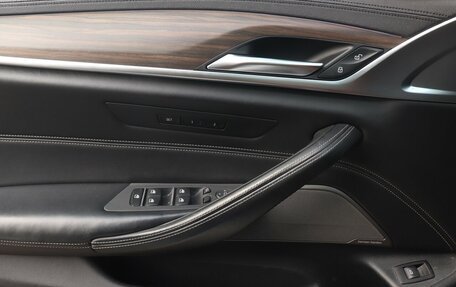 BMW 5 серия, 2018 год, 4 200 000 рублей, 9 фотография
