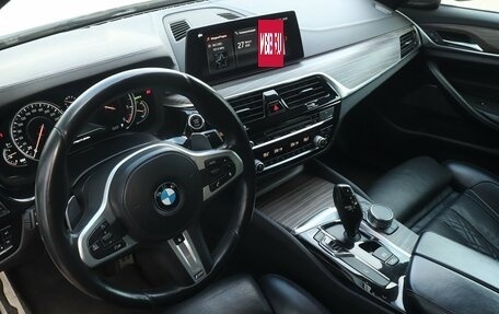 BMW 5 серия, 2018 год, 4 200 000 рублей, 5 фотография