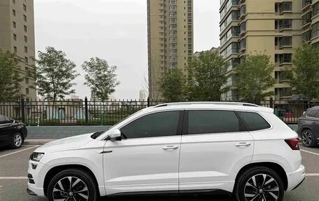 Skoda Karoq I, 2022 год, 1 900 334 рублей, 7 фотография