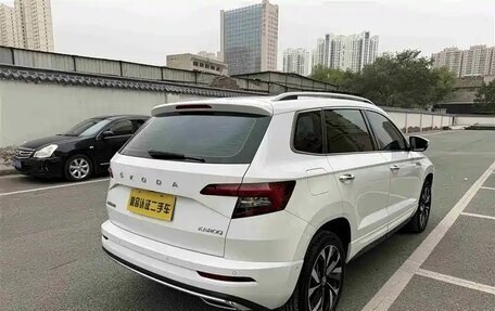 Skoda Karoq I, 2022 год, 1 900 334 рублей, 4 фотография