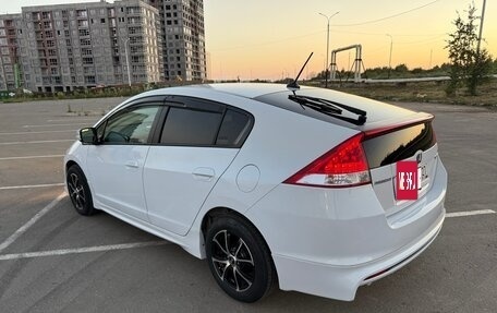 Honda Insight II рестайлинг, 2009 год, 700 000 рублей, 3 фотография