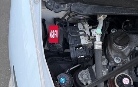 Honda Insight II рестайлинг, 2009 год, 700 000 рублей, 14 фотография