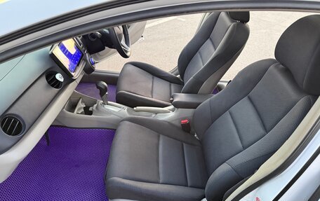 Honda Insight II рестайлинг, 2009 год, 700 000 рублей, 29 фотография