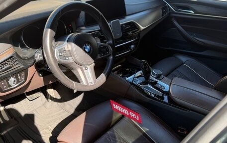 BMW 5 серия, 2018 год, 4 600 000 рублей, 8 фотография